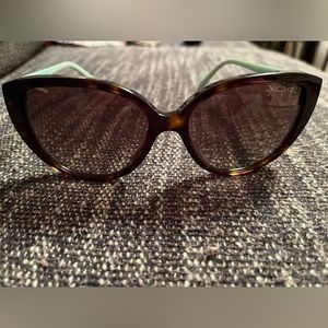 NWOT TIFFANY & Co. TF4117-B 8134/3B TORTOISE /BROWN GRAD LENS SUNGLASSES 54mm
